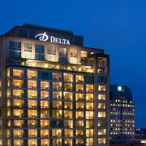 Delta Hotels By Marriott Vancouver Downtown Suites